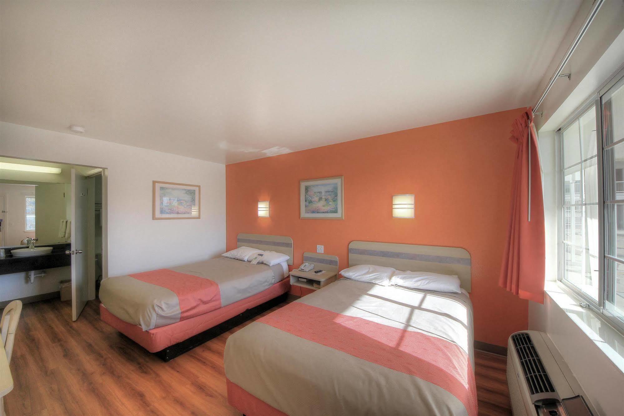 Motel 6-Kerrville, Tx エクステリア 写真