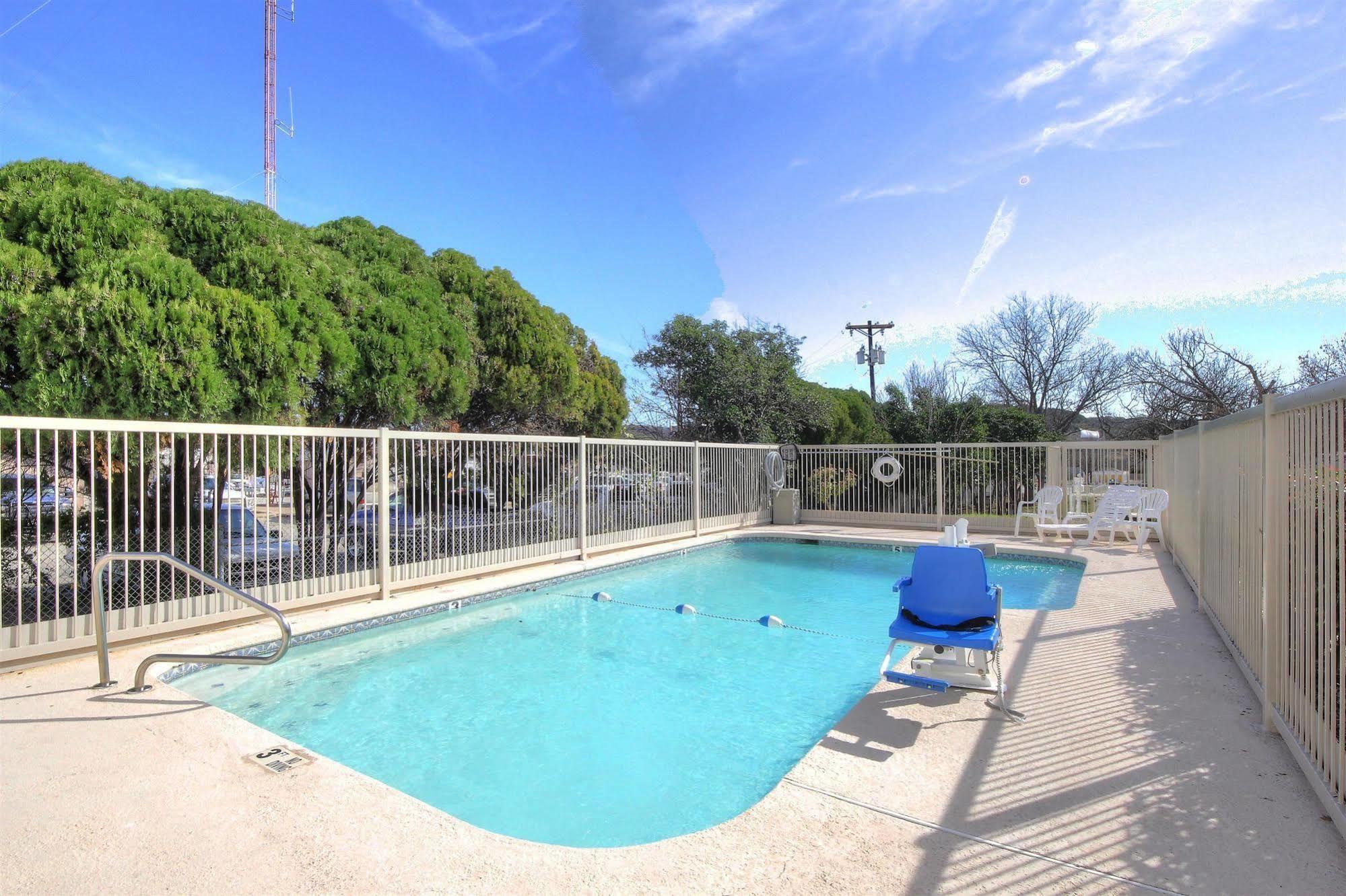 Motel 6-Kerrville, Tx エクステリア 写真